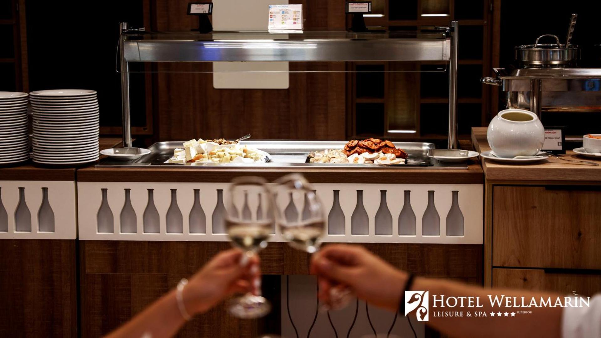 Hotel Wellamarin 4*